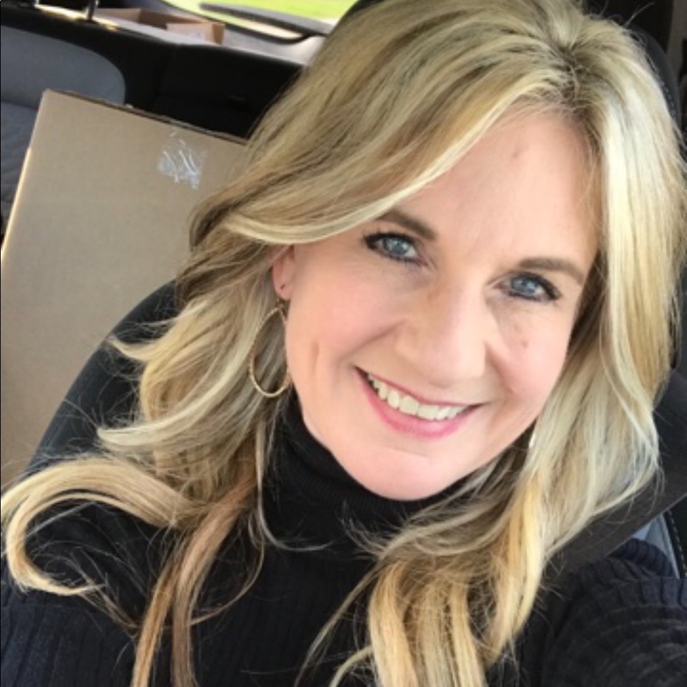 Meet your Posher, Cindy